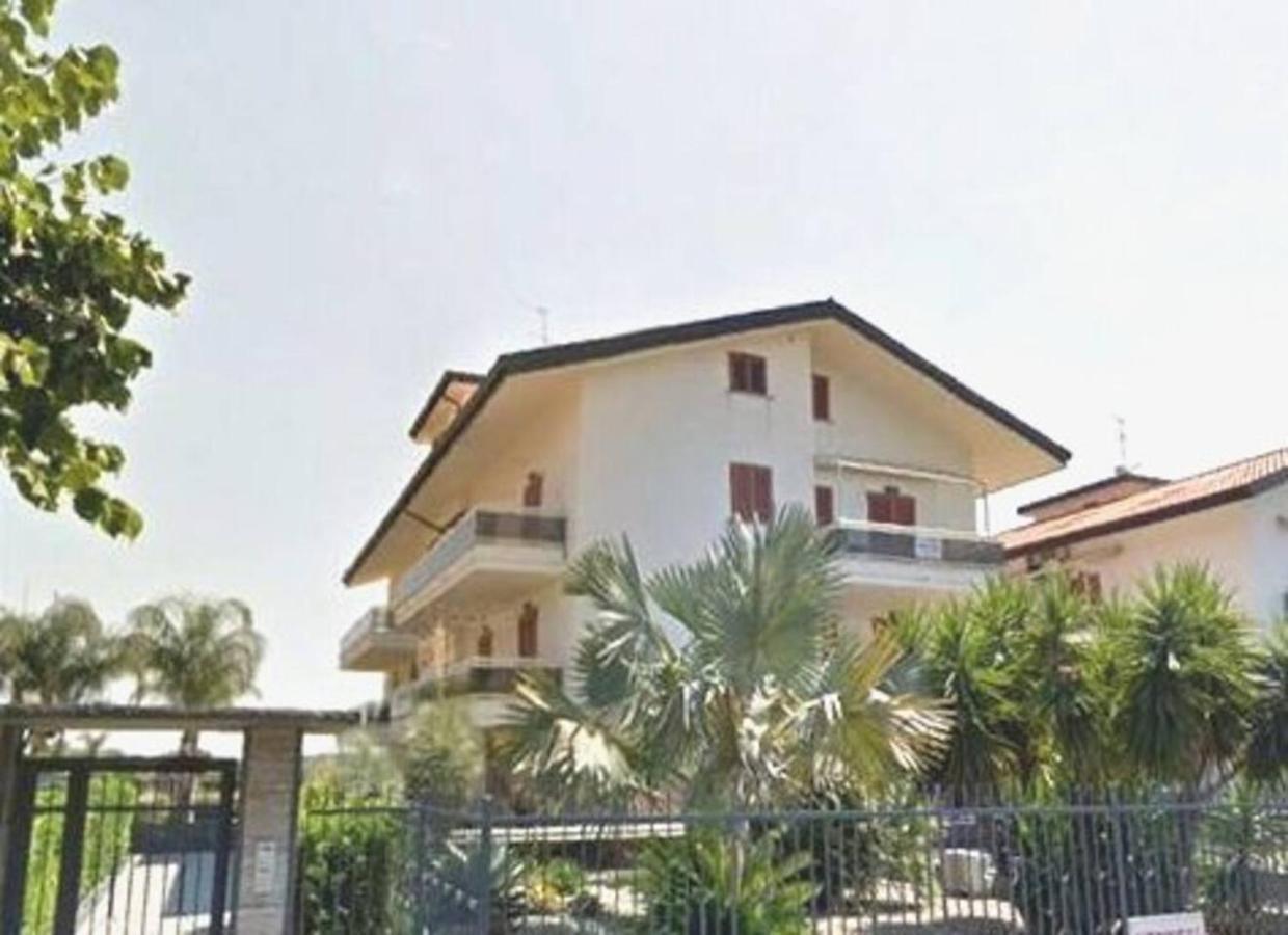 Casa Vacanze Thea Giardini Naxos Εξωτερικό φωτογραφία